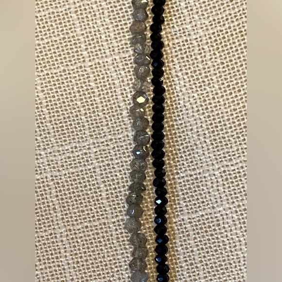 Love Heals Necklace - Picture 3 of 15